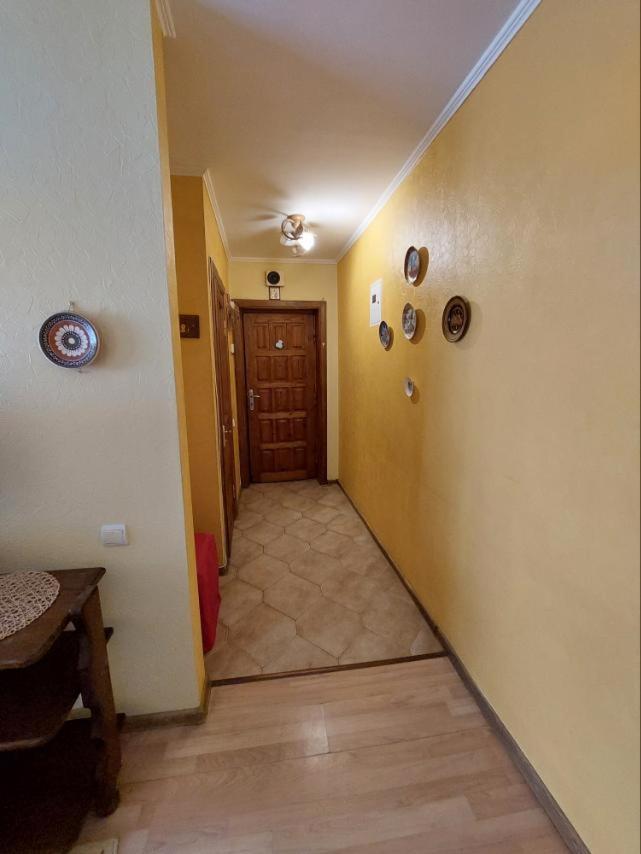 Apartment On Voli Avenue 21 Loetsk Buitenkant foto